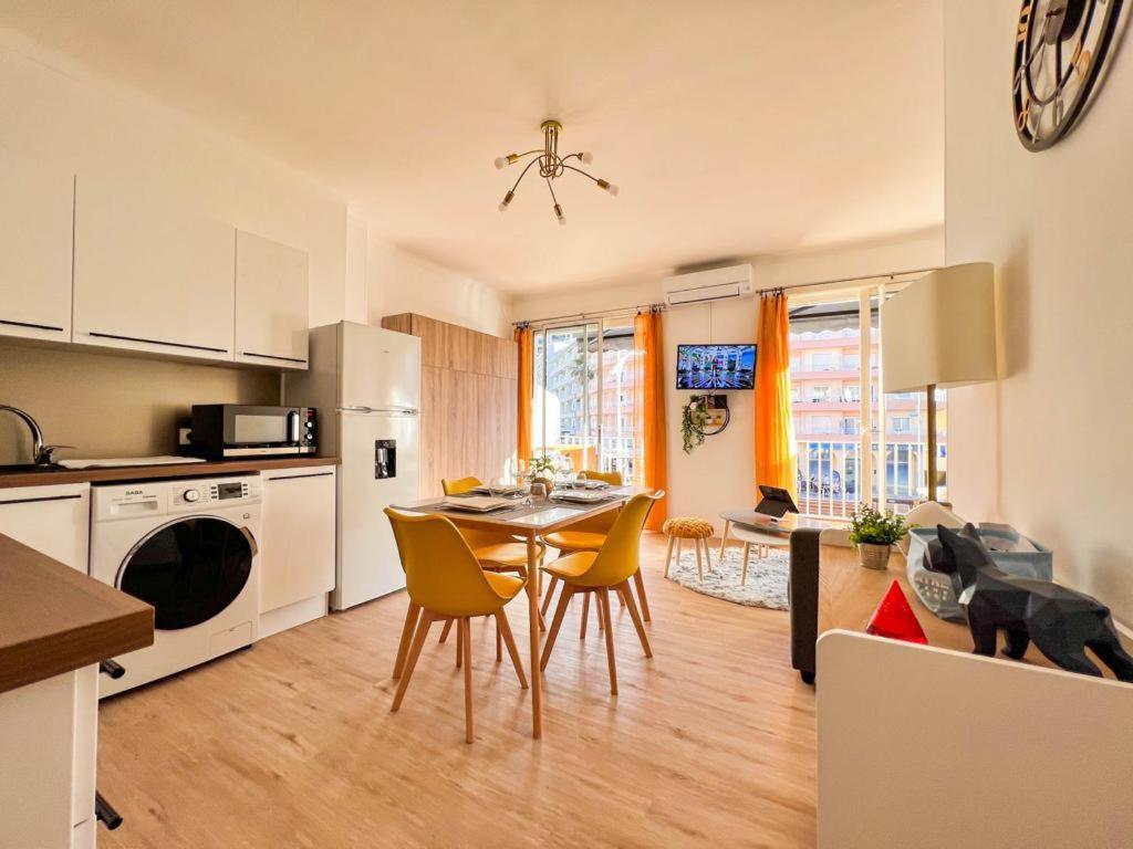 Appartement Vue Mer Parking Prive Place Med Canet-en-Roussillon Kültér fotó