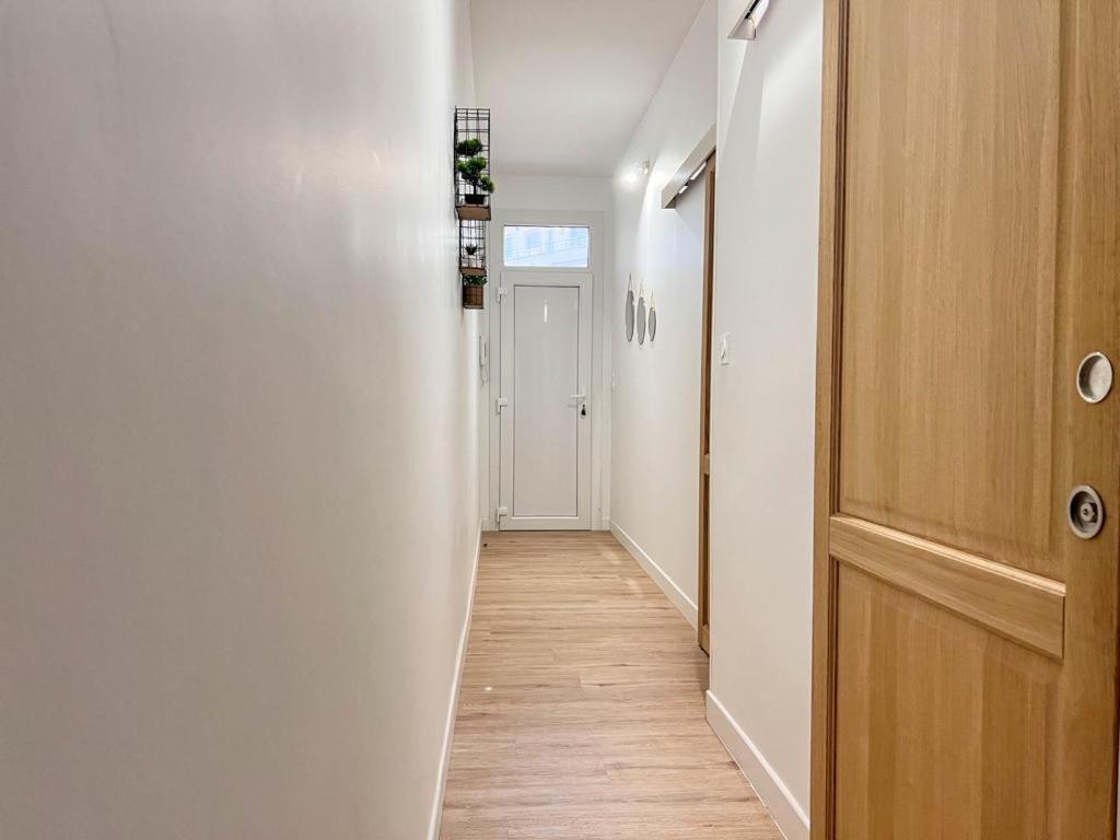 Appartement Vue Mer Parking Prive Place Med Canet-en-Roussillon Kültér fotó