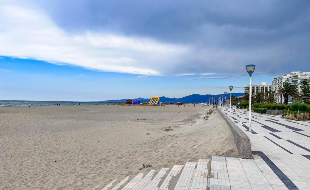 Appartement Vue Mer Parking Prive Place Med Canet-en-Roussillon Kültér fotó